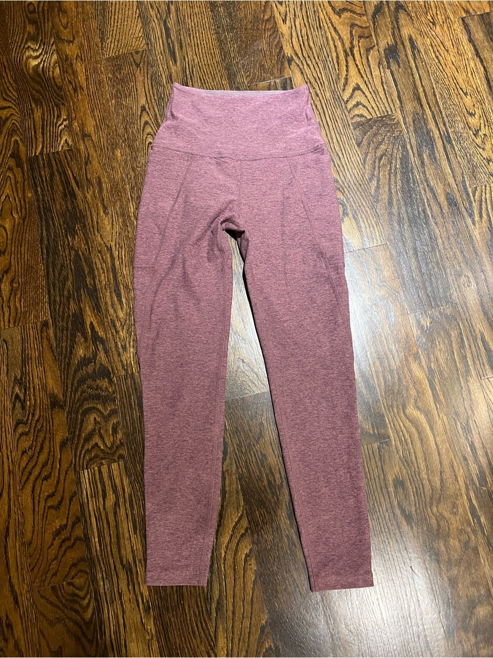 Beyond Yoga High-Waist Leggings in Mauve
